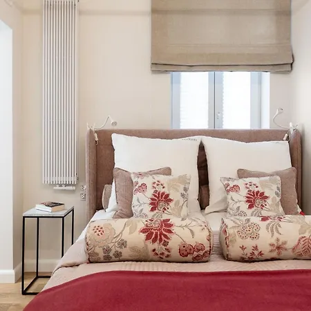 Sanhaus - Santorini - Dwie Sypialnie, Dwie łazienki, Klimatyzacja Apartament